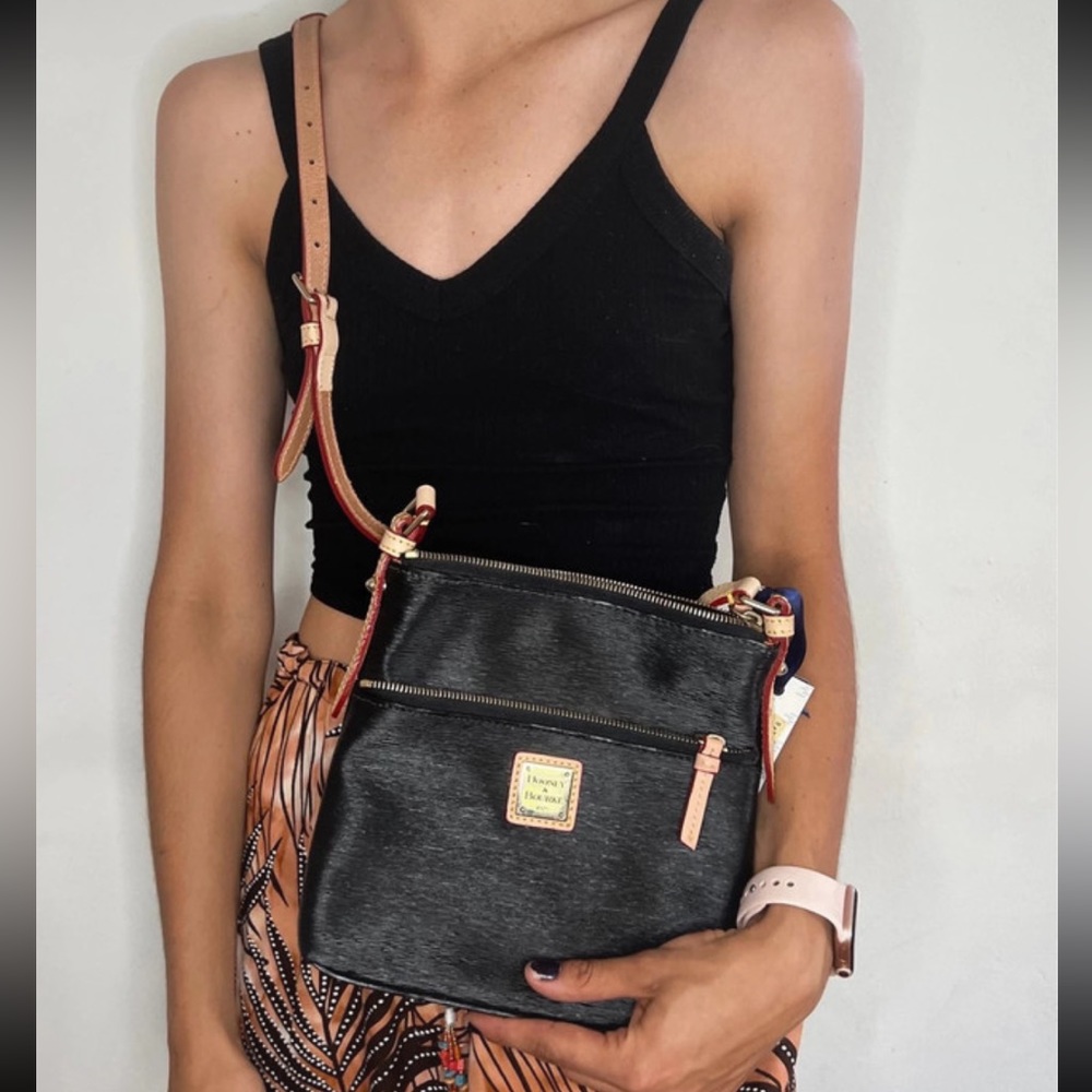 NWT Dooney & Bourke crossbody purse